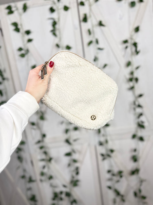 Everywhere belt bag fleece 2L