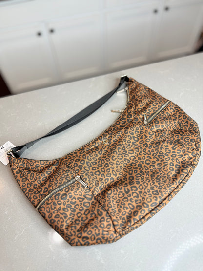 Large Slouchy Sling Bag 13L * Metal Hardware