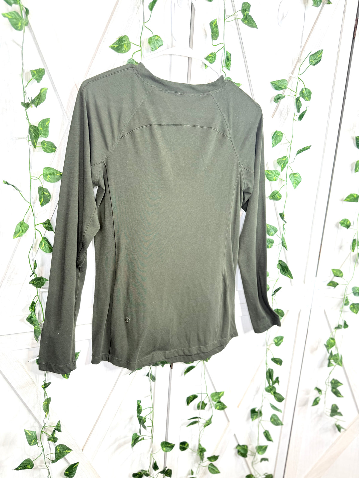 Lululemon Long Sleeve *Size 4
