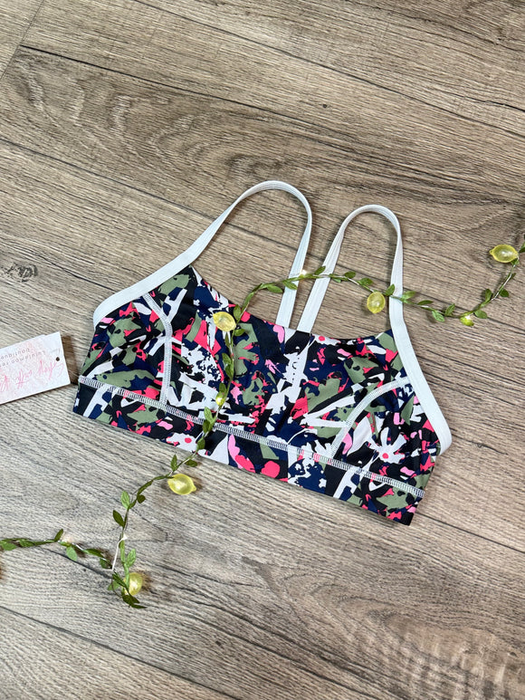 Lululemon sports bra *SIZE 8