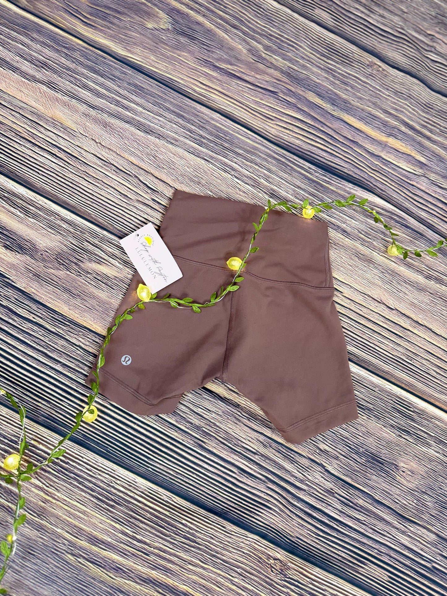 Wunder Train High-Rise Short 4" Size 2
