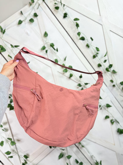 Large Slouchy Sling Bag 13L