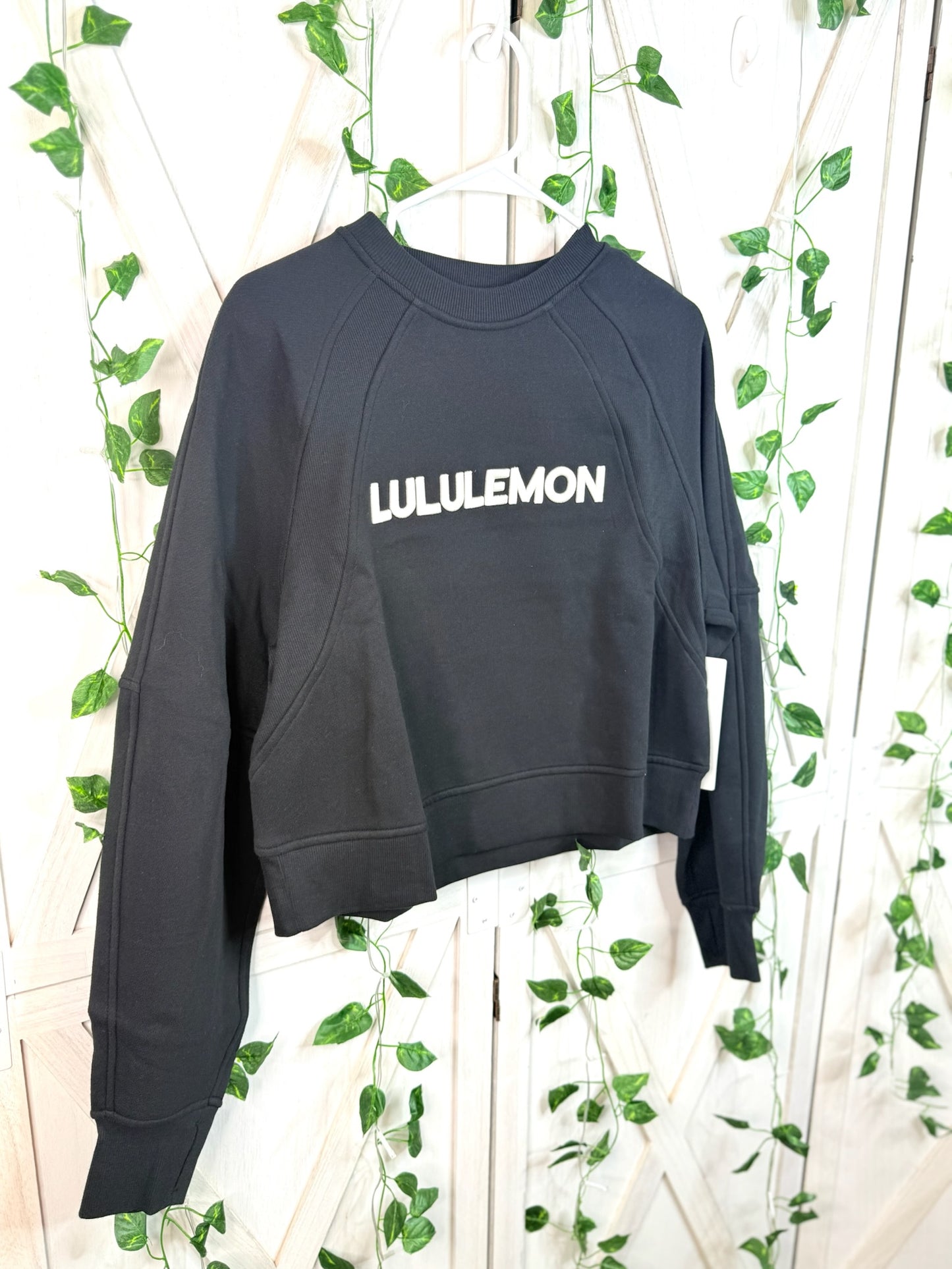 Scuba Oversized Pullover *Size XS/S • M/L