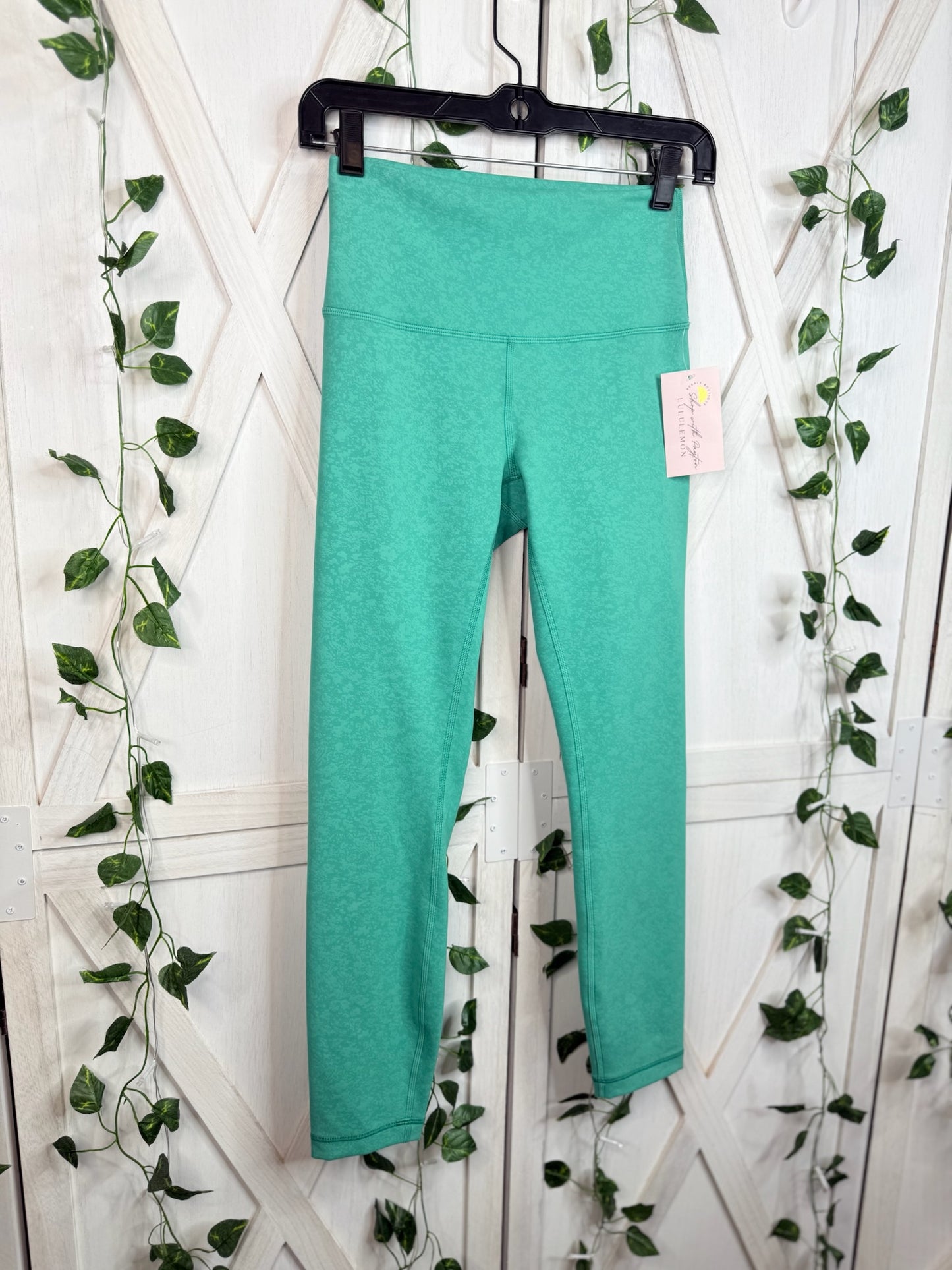 Wunder train HR tight 25” *NEW* Size 6