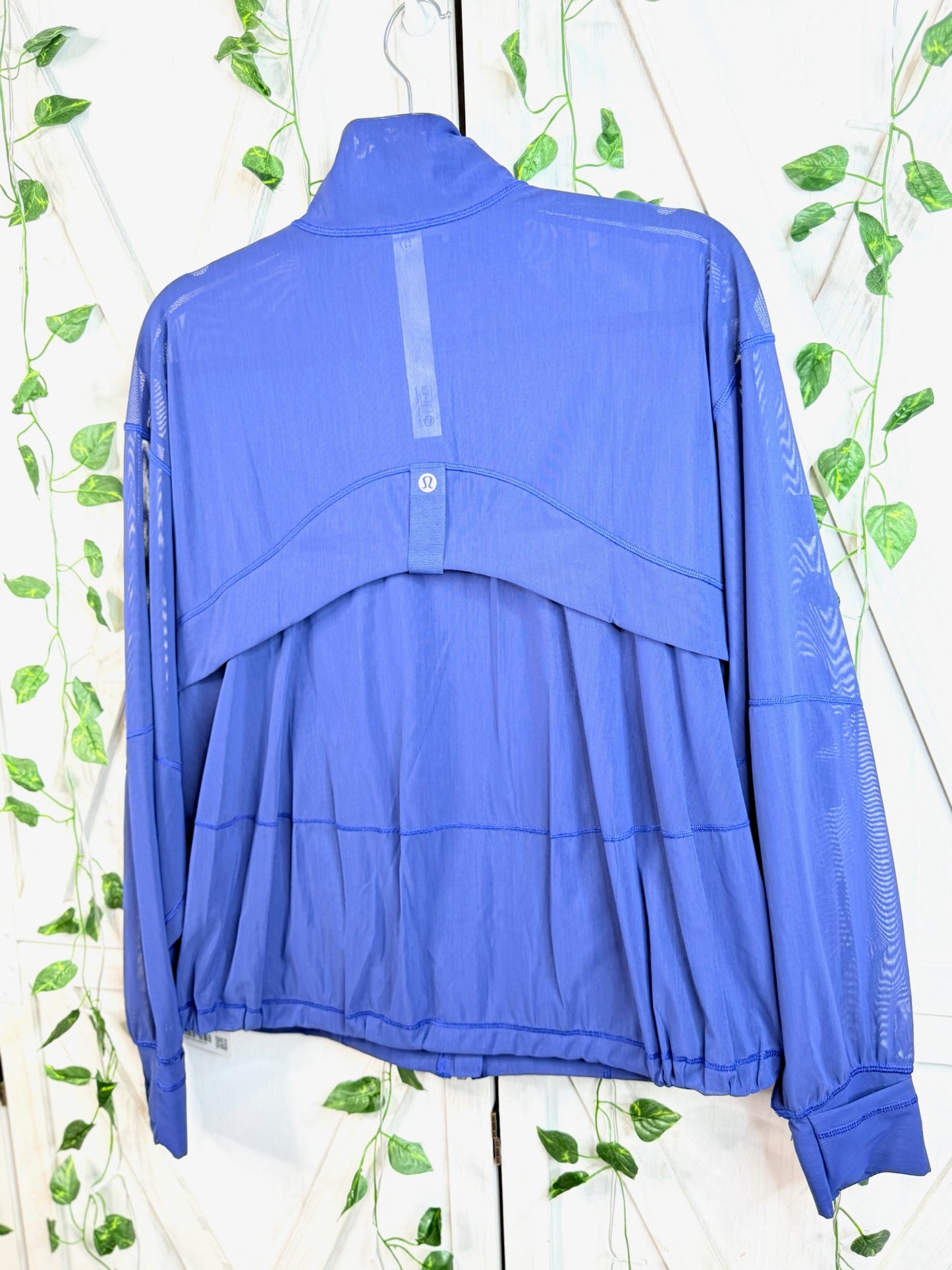 Define Oversized Jacket *Mesh *Size 4