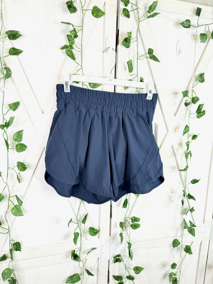 Track that Short 5” *Size 6