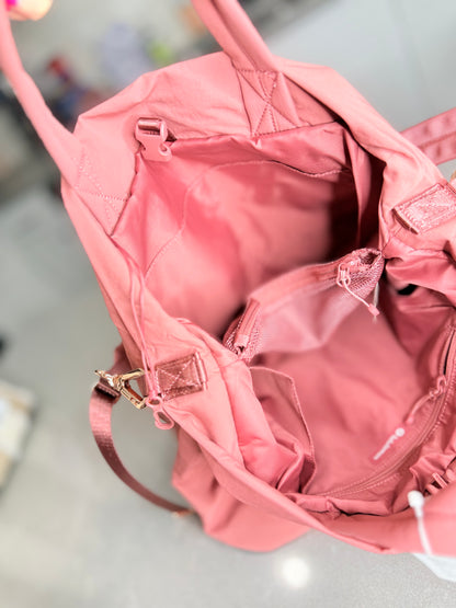 On My Level Tote 20L