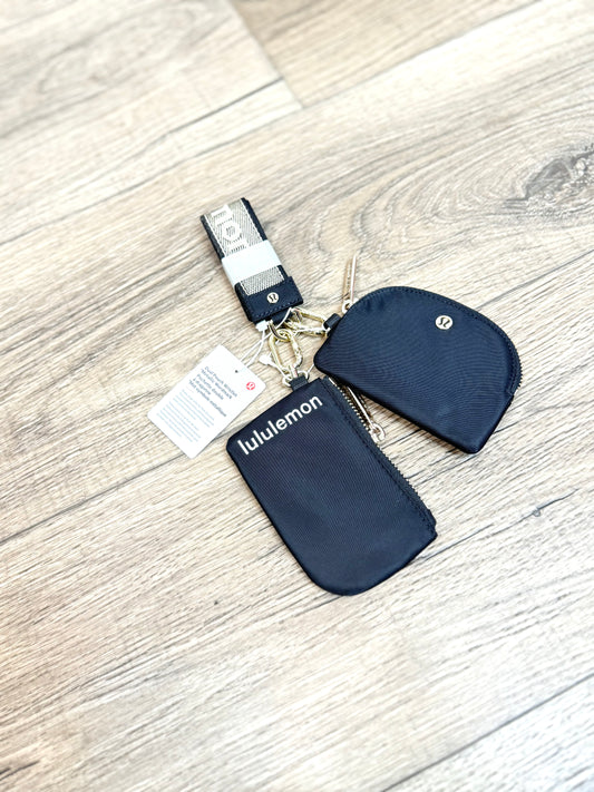 Dual Pouch Wristlet *Metal Woodmark