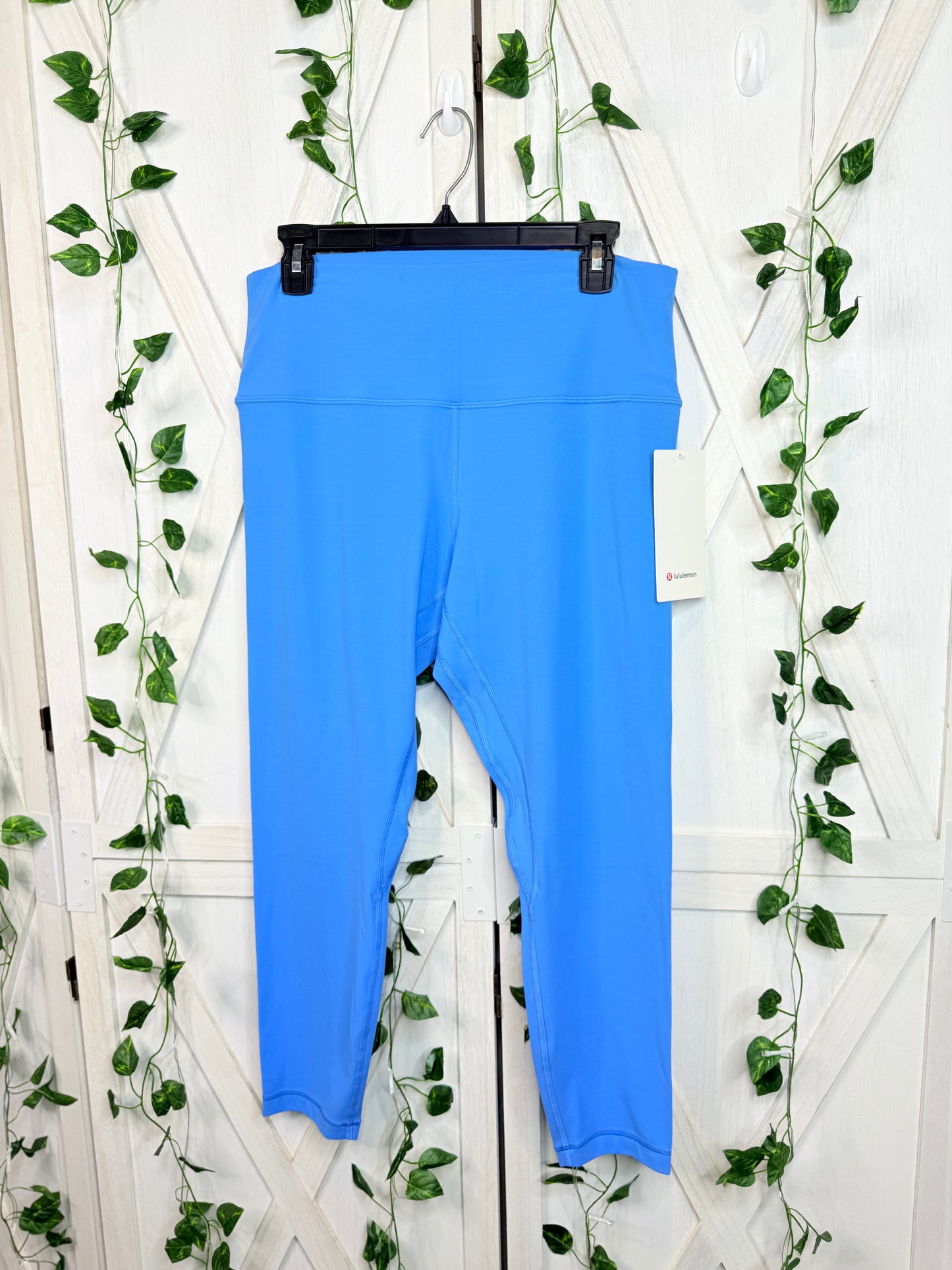 Lululemon align HR pant 25” *Size 14