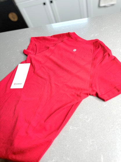 Swiftly Tech Short Sleeve 2.0 *Size 6