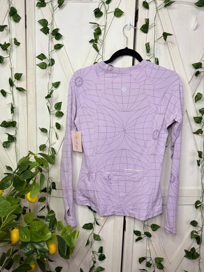 Lululemon long sleeve *stain *Size 8