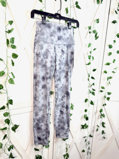 Align HR Pant 25” * Size 2 • 4