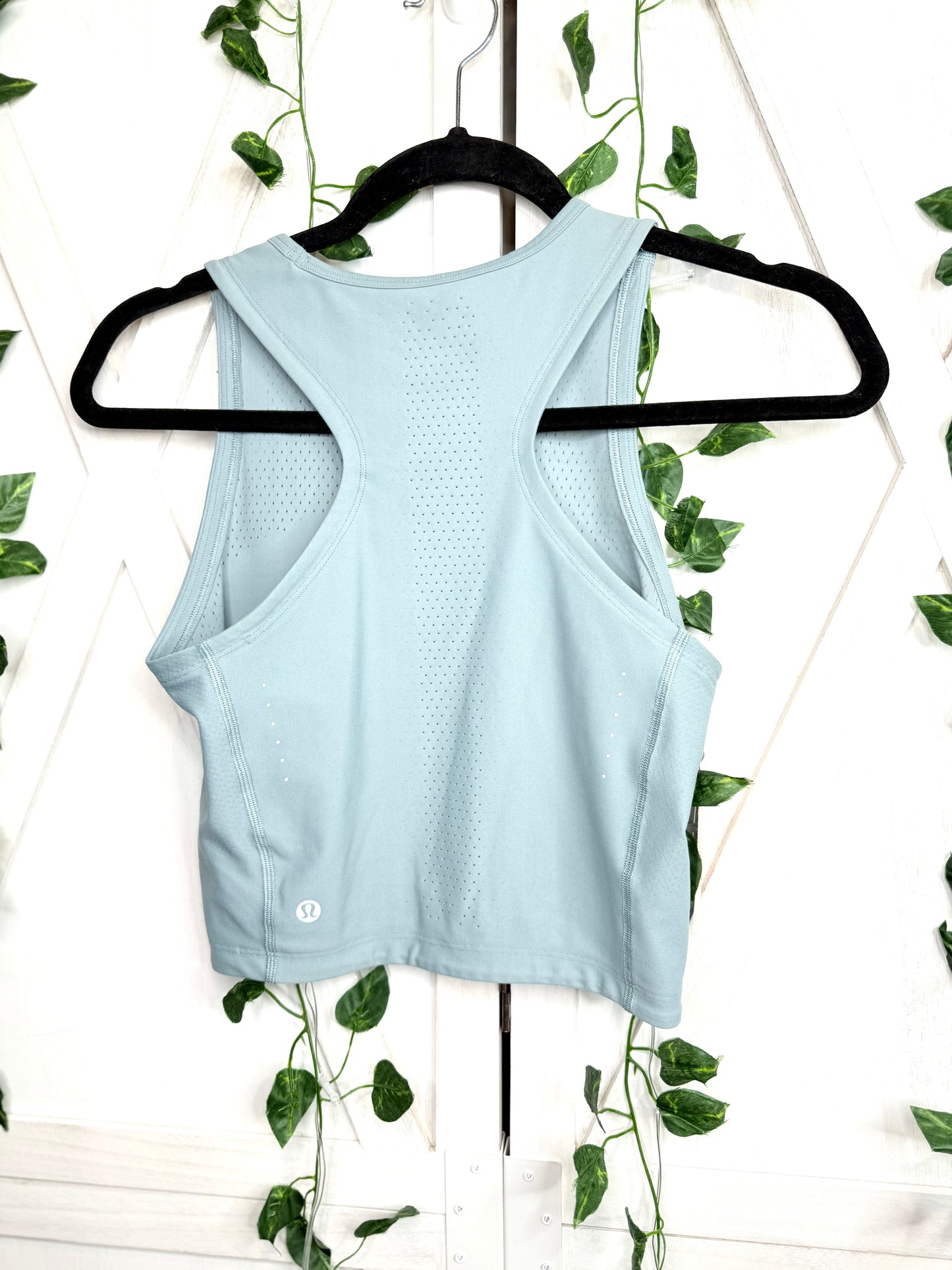 Lululemon tank top *SIZE 6