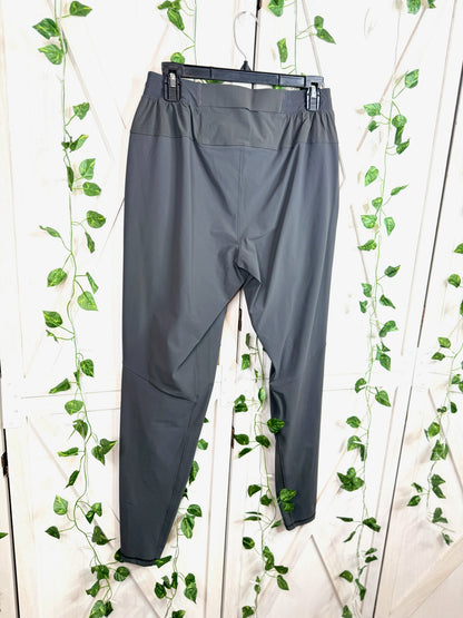 Surge Hybrid Pant *Size M