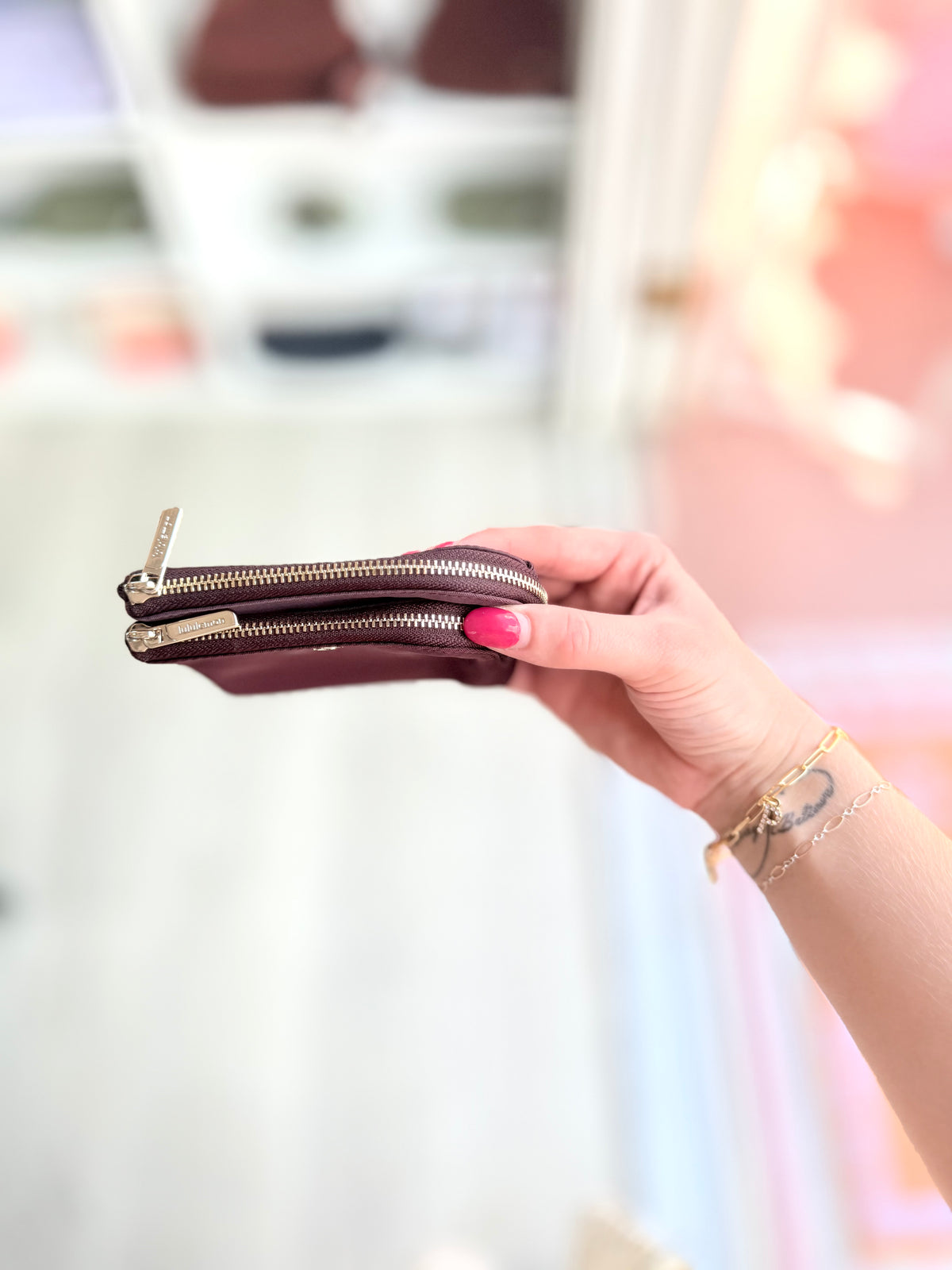 Double-Zip Clippable Card Pouch