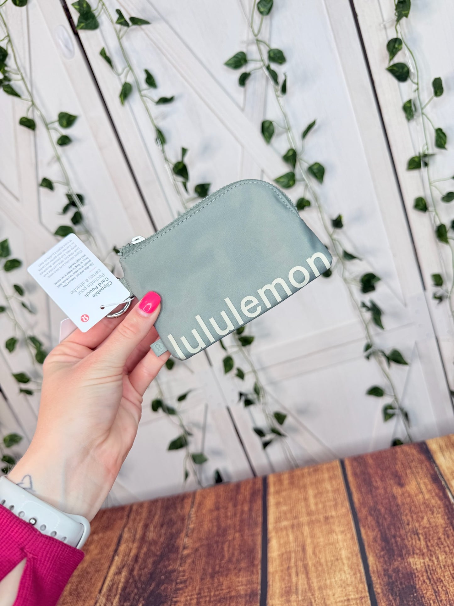 Clippable Card Pouch