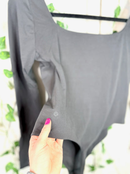 Nulu Square-Neck Long Sleeve Bodysuit *NEW*Size M