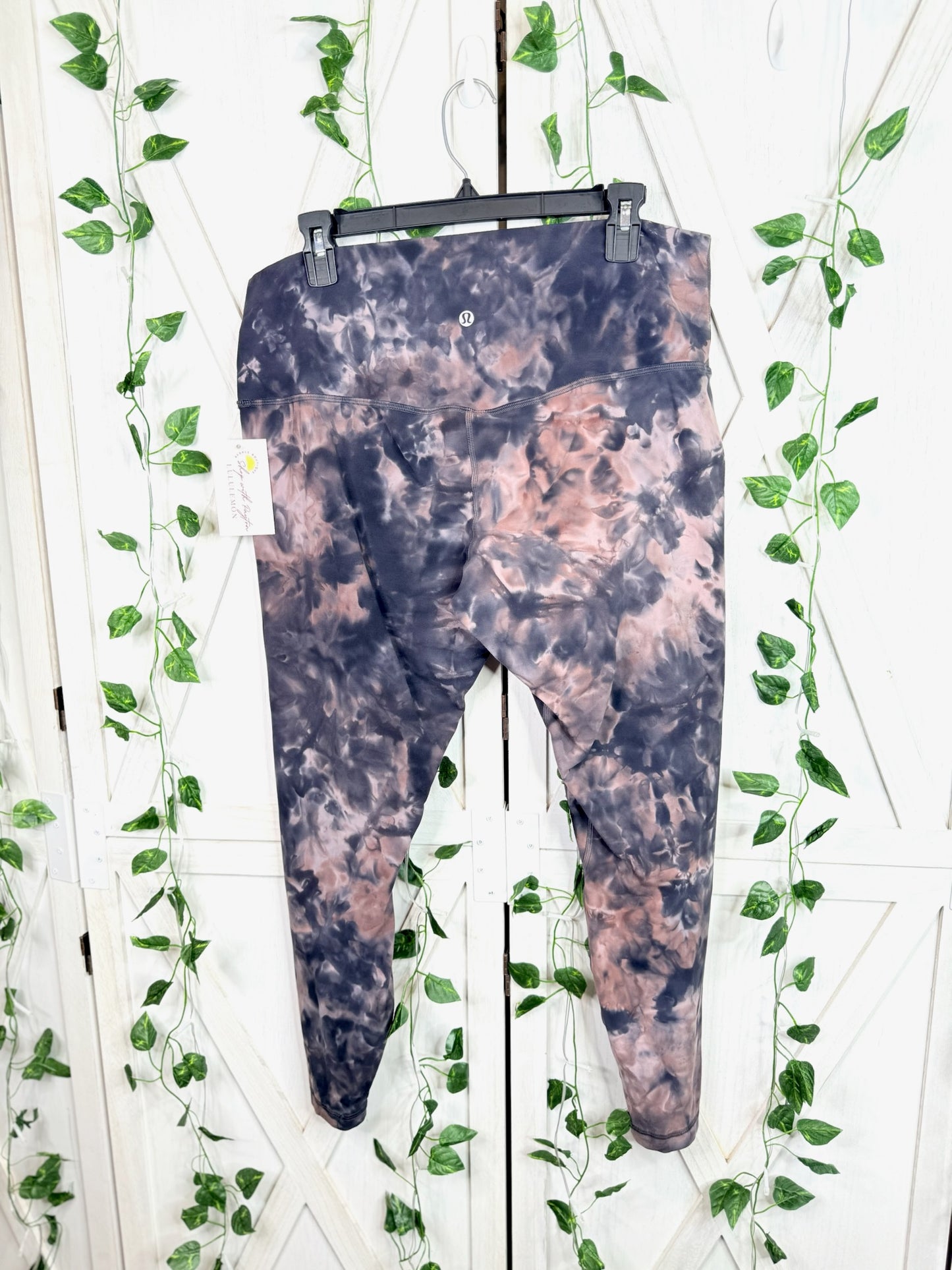 Align Pant 25" *Size 16