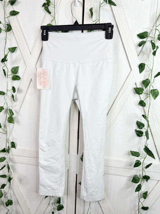 Wunder Under Crop leggings 21” *SIZE 4