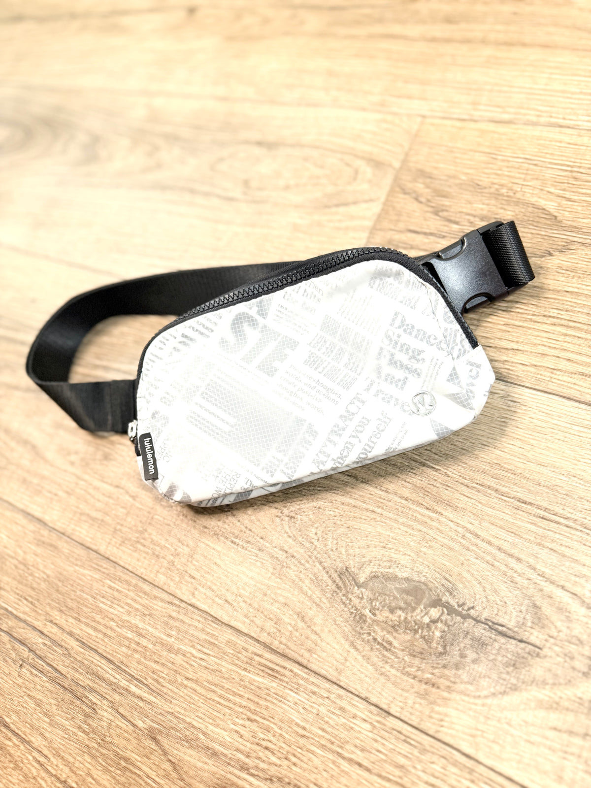 Everywhere Belt Bag