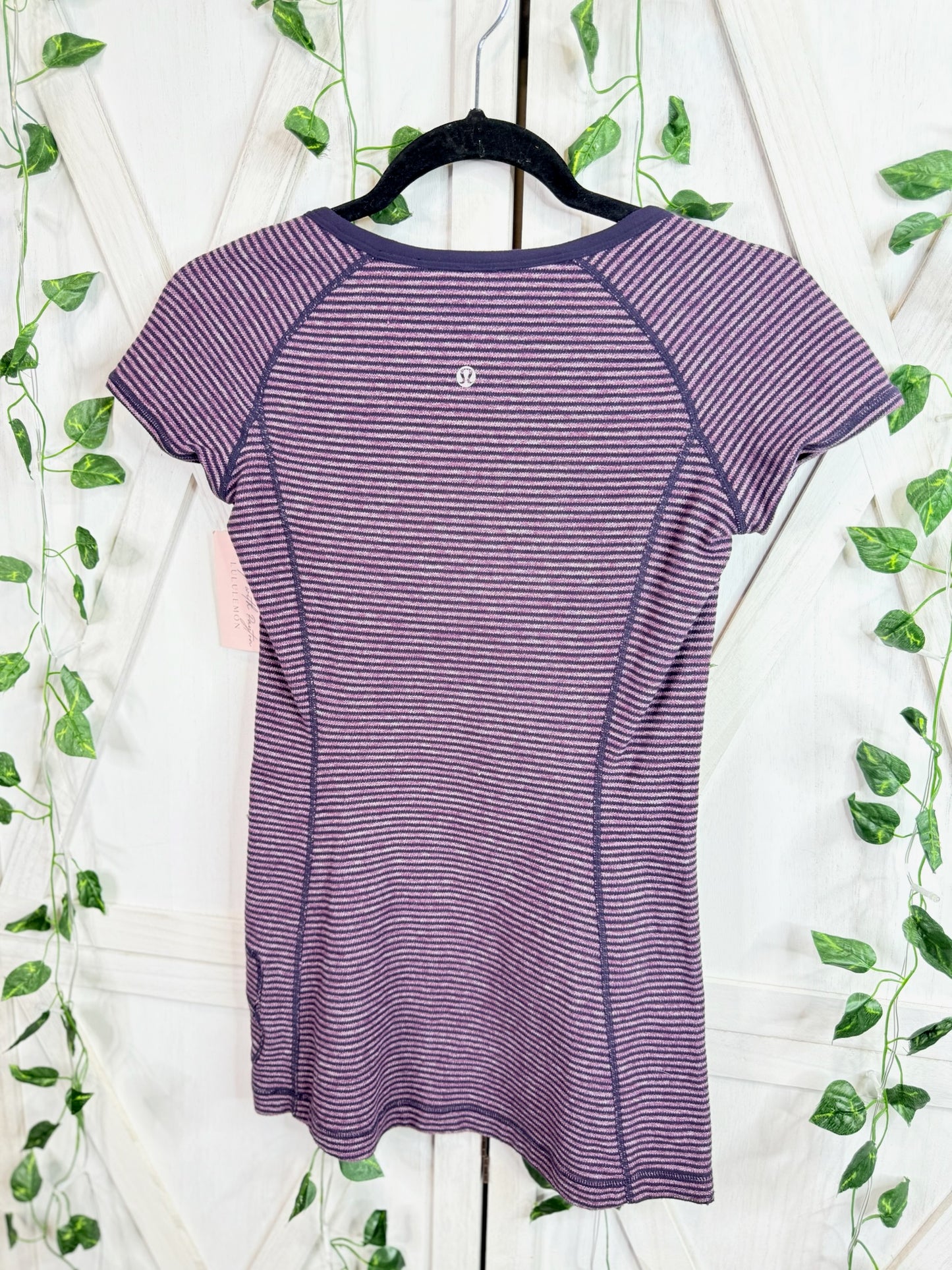 Lululemon Short Sleeve *Size 4