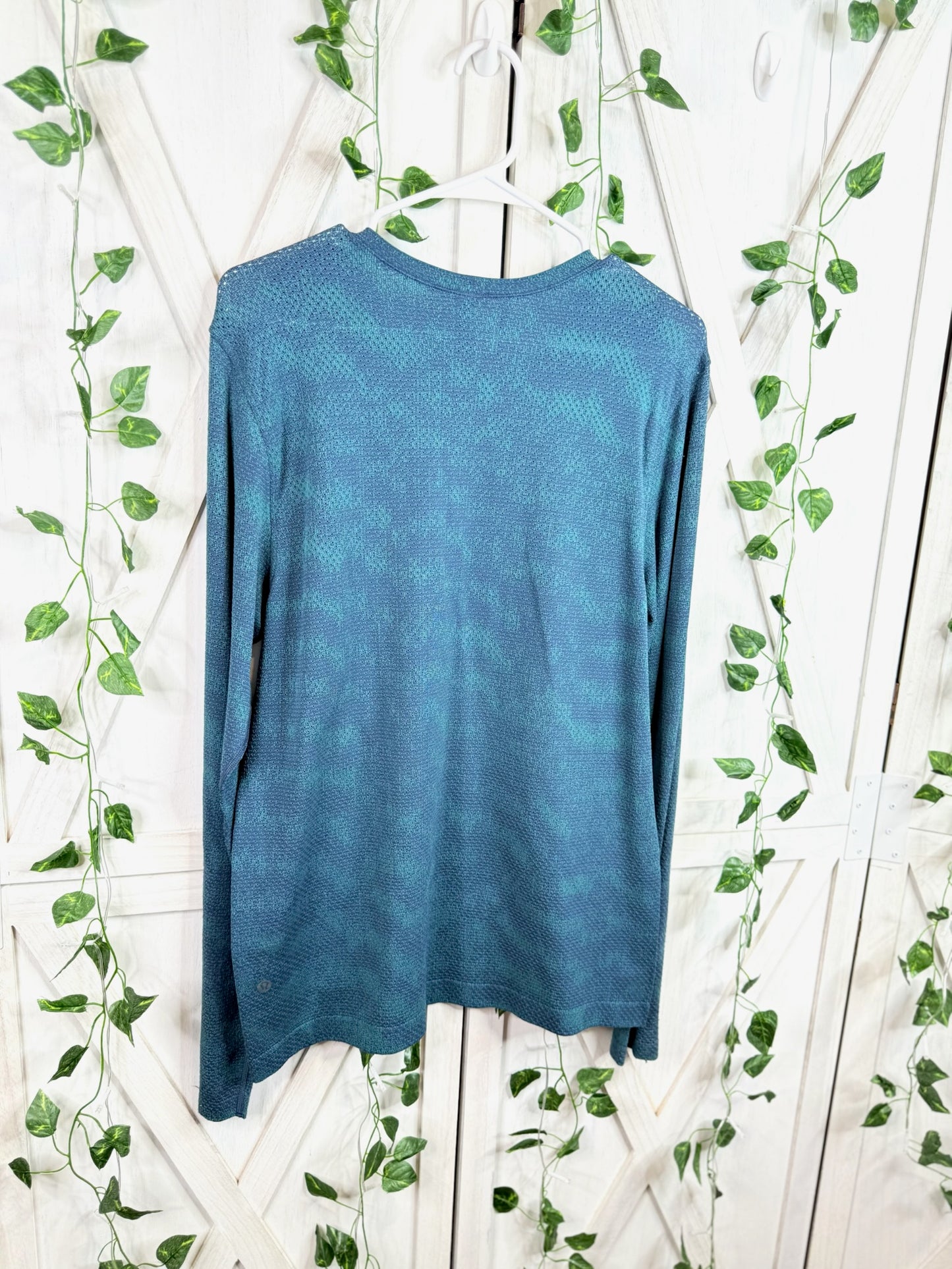 Lululemon Metal Vent Tech Long Sleeve - Night Sea Green