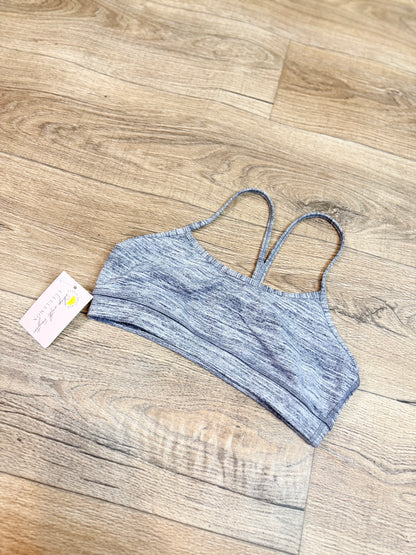 Lululemon flow y bra *Size 10