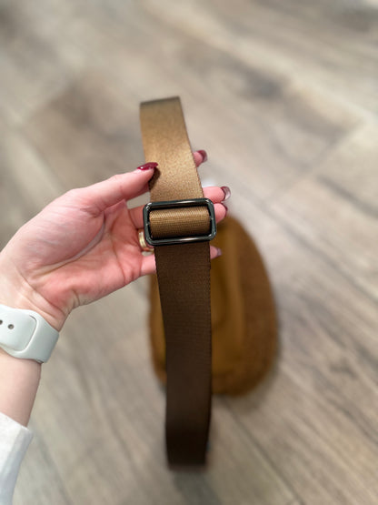 Fleece belt bag