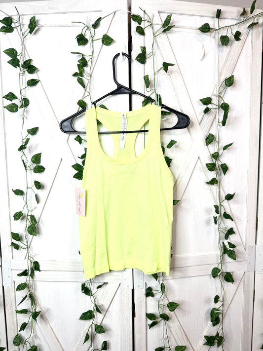 Swiftly Tech Racerback *SIZE 4