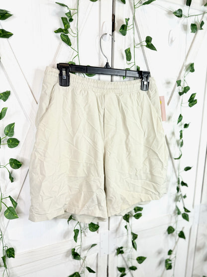 Men’s Shorts 7” *Size S