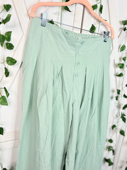 Halara high waisted flow pants *Size L