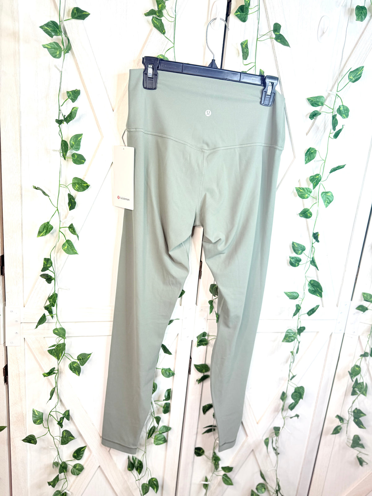 Lululemon Align HR Pant 28” *Size 12