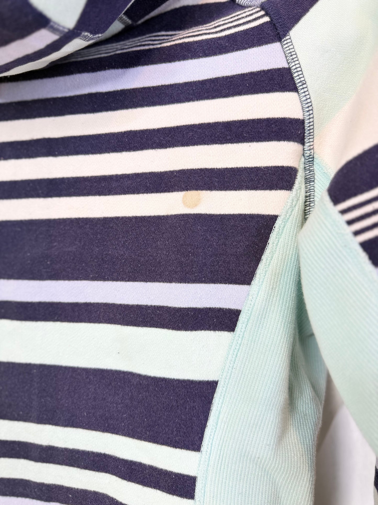 Scuba hoodie *stain