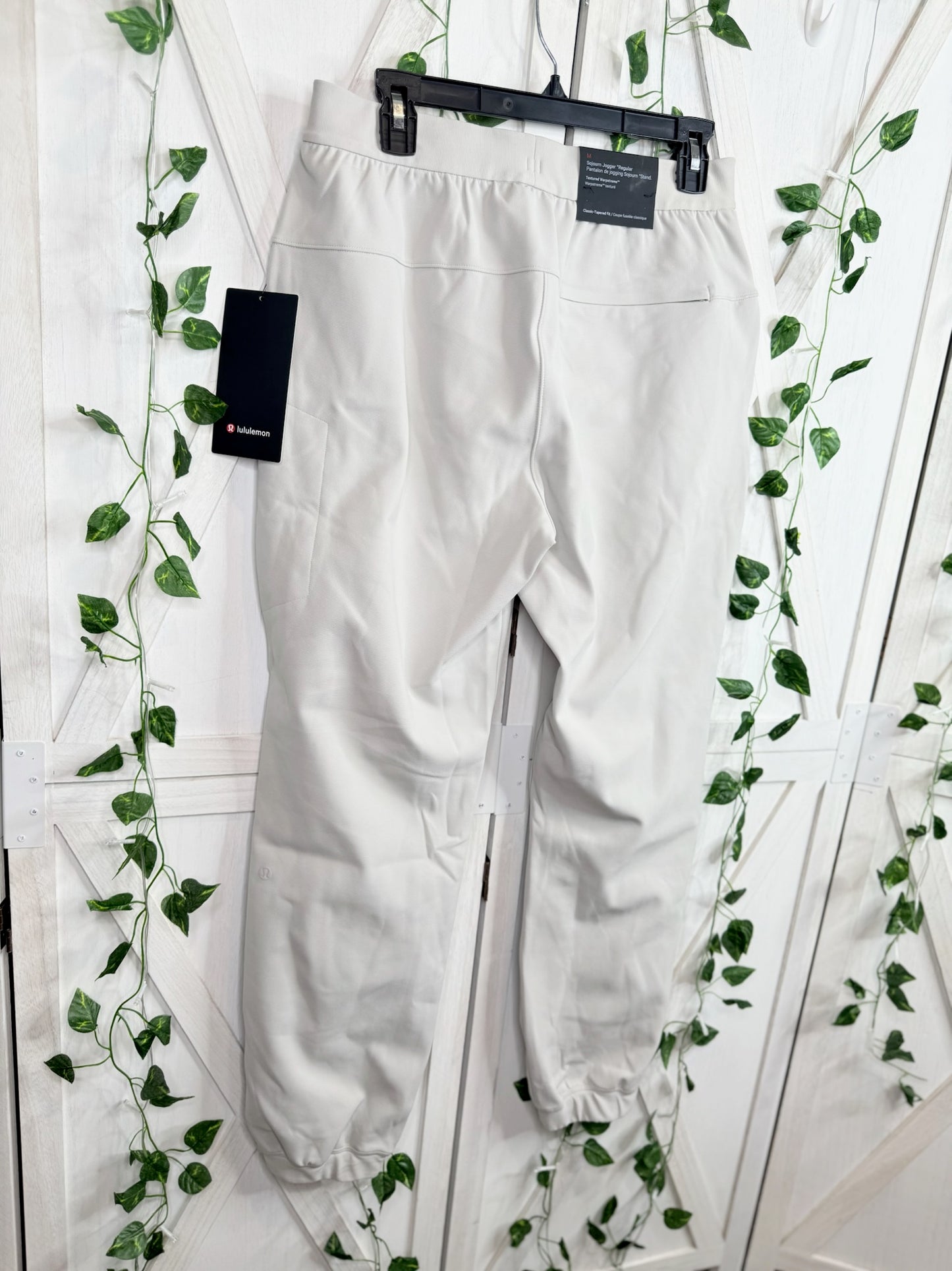 Sojourn Jogger *Regular *Size M