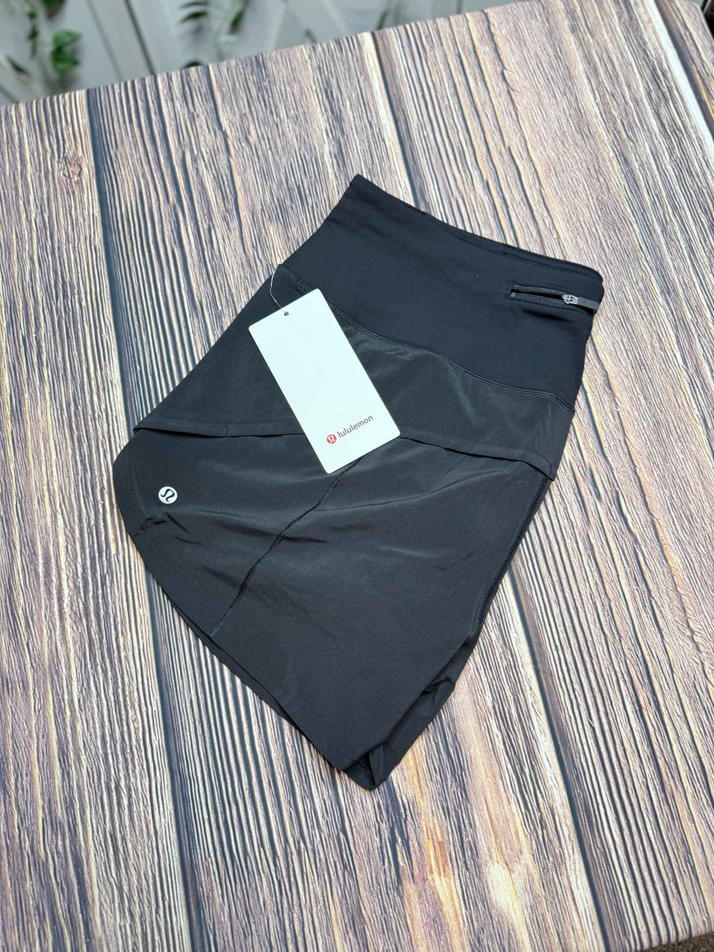 Speed up short 4” *Lined *Size 12