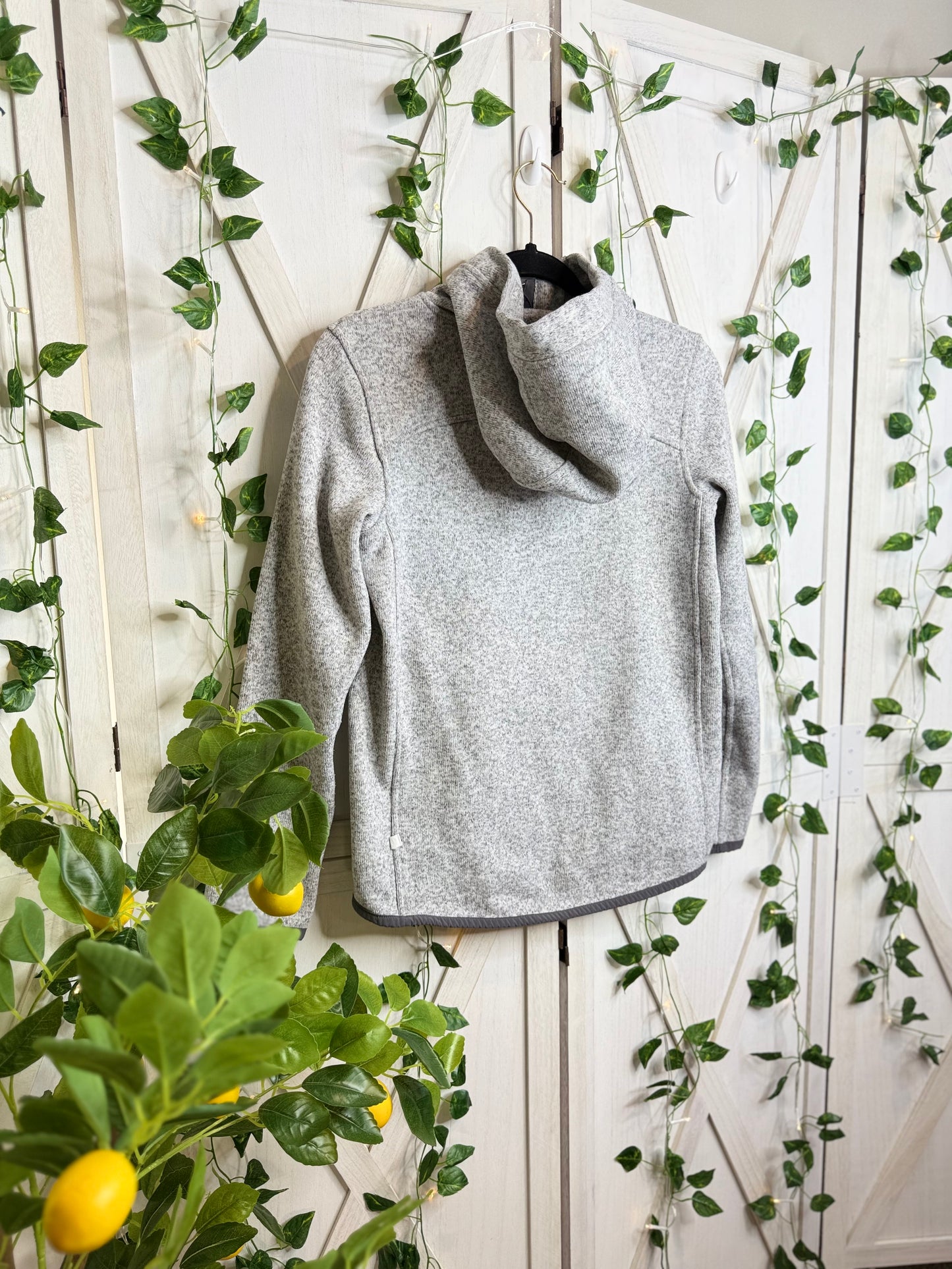 Lululemon hoodie *Size 4