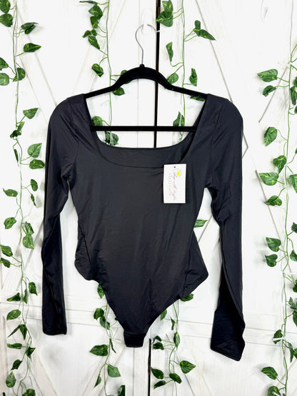 Nulu Square-Neck Long Sleeve Bodysuit *NEW*Size M
