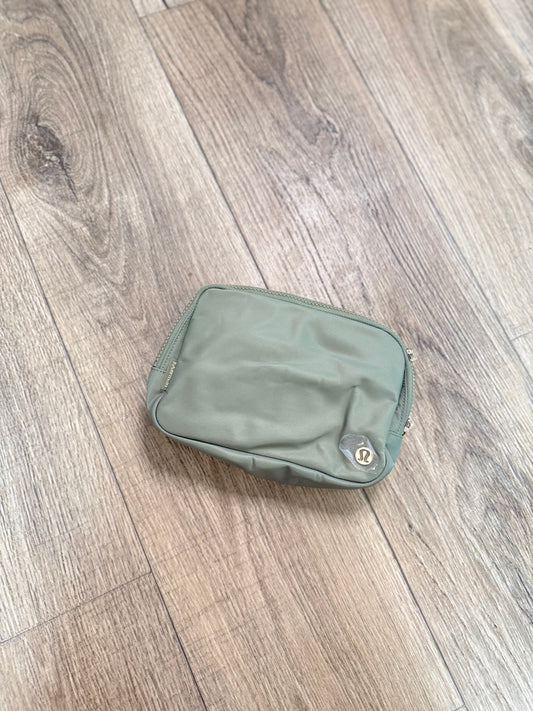 Everywhere Belt Bag *Large