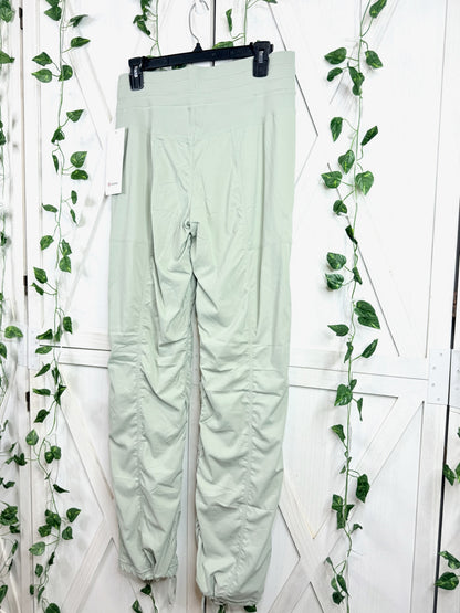 Dance Studio MR Lined Pant *Regular *Size 6