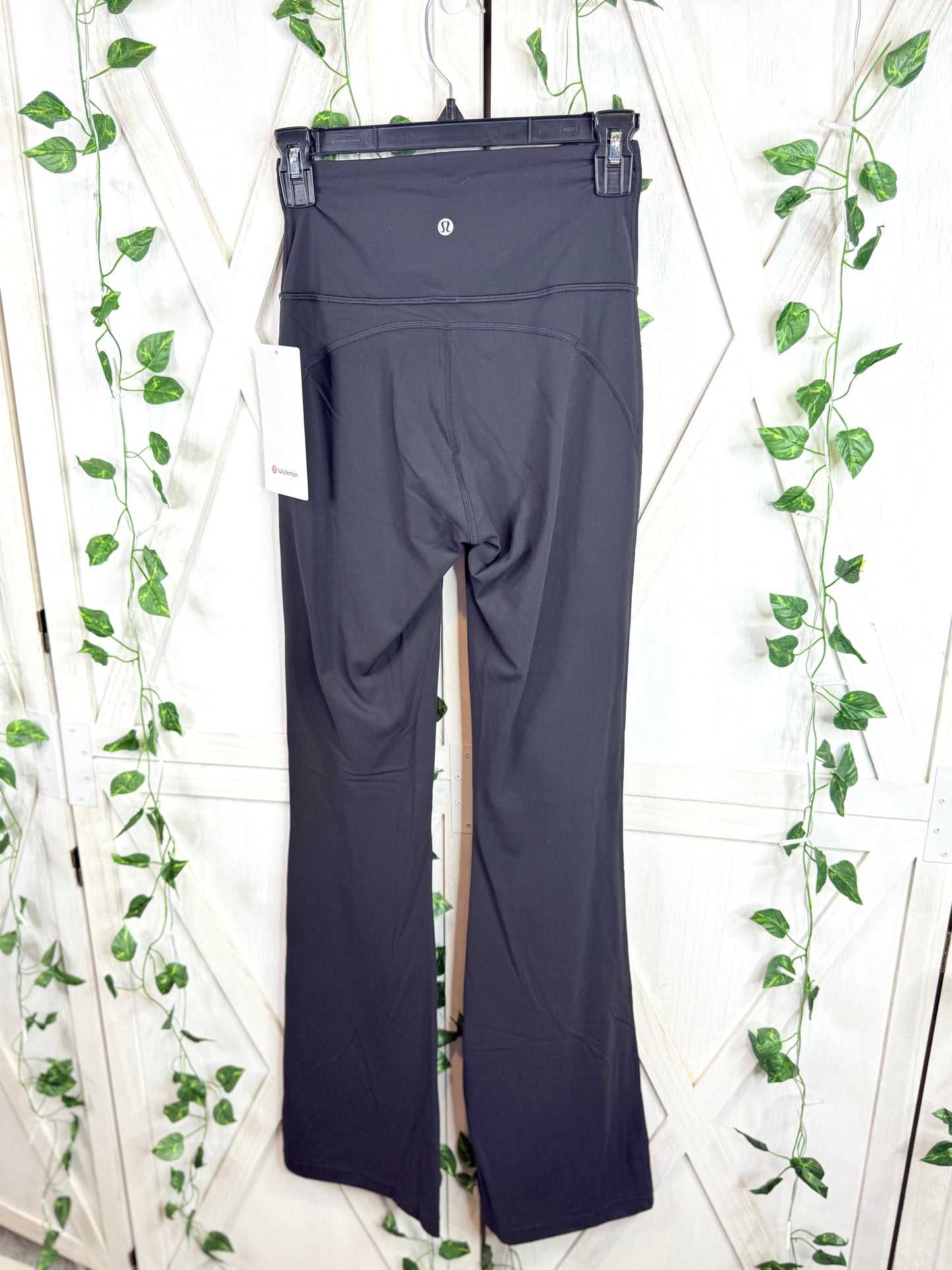 Groove SHR Nulu Flared Pant *Regular * Size 4 • 6 • 8 • 10