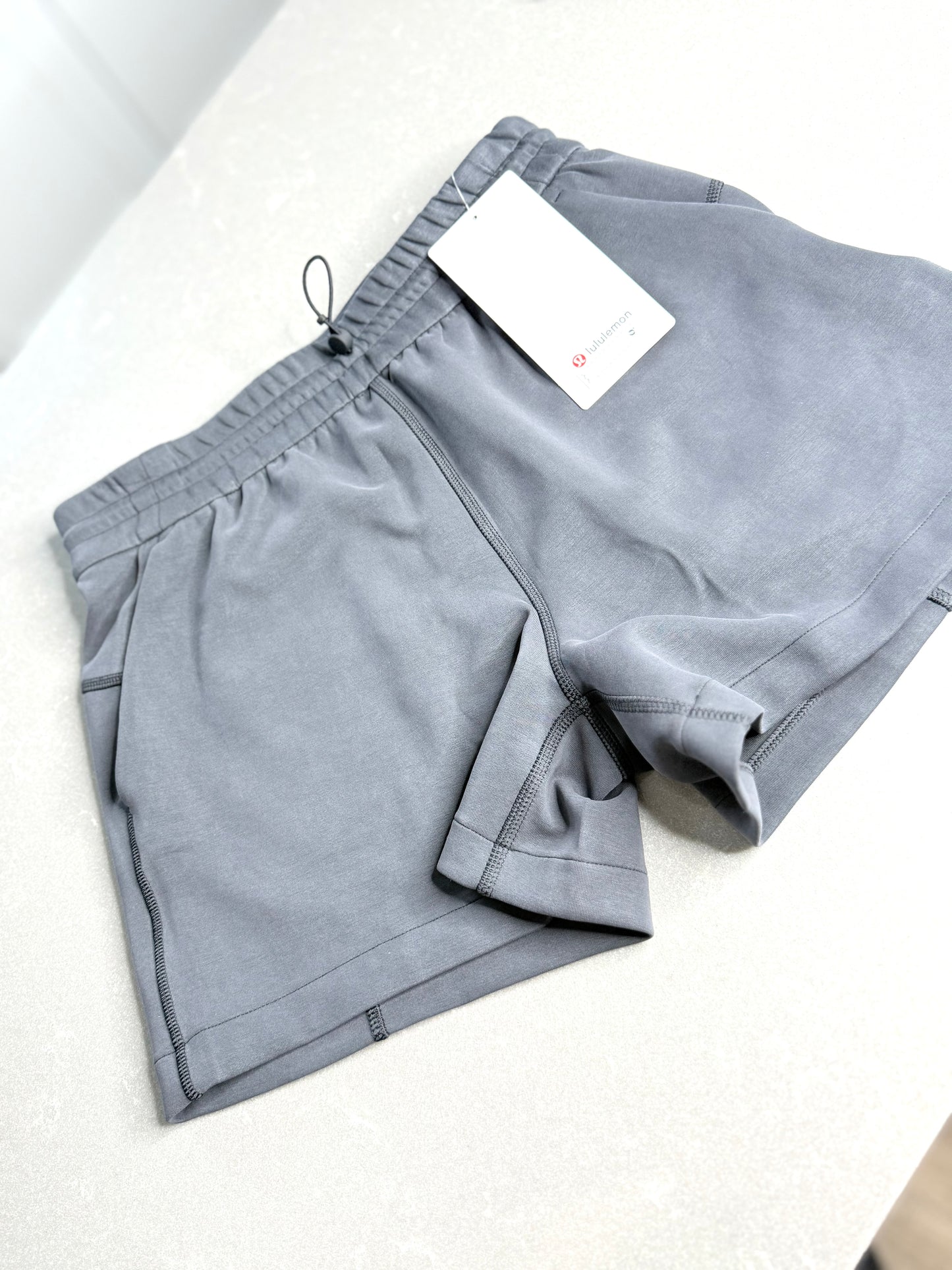 Softstreme HR Shorts 4” *Size 6 & 8