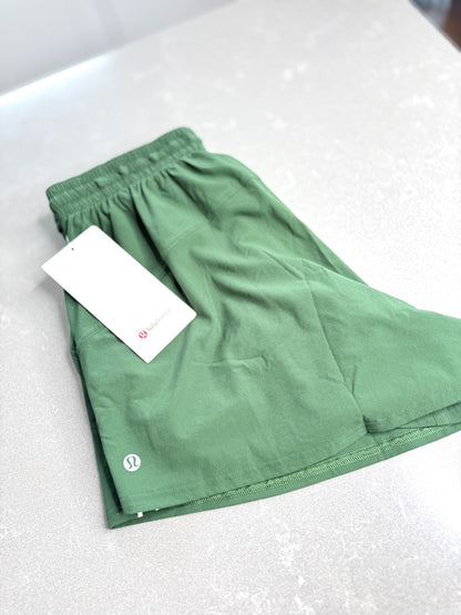 Court Rival HR Short 3”    *Size 6•8