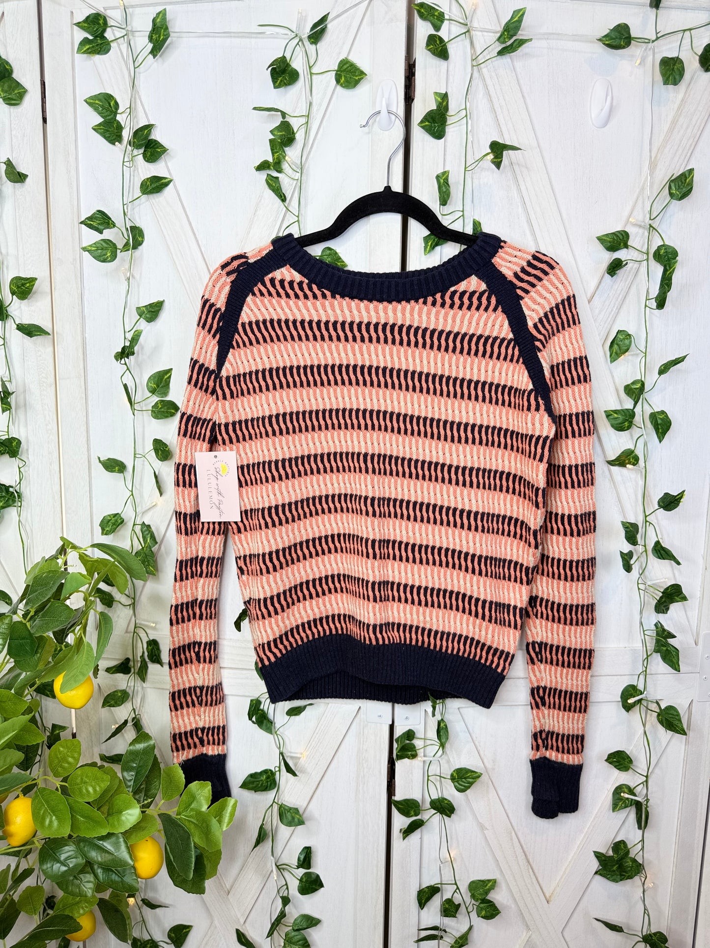 Lululemon sweater *Size 8