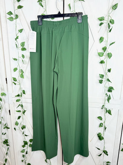 Court Rival Wide-Leg Track Pant *Regular *Size 8