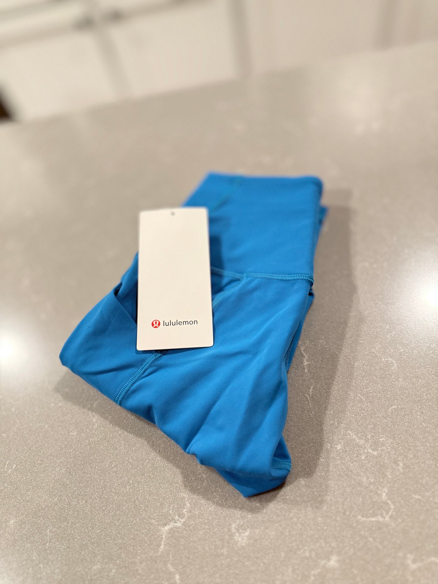 Wunder train hr tight 25” pockets *Size 4