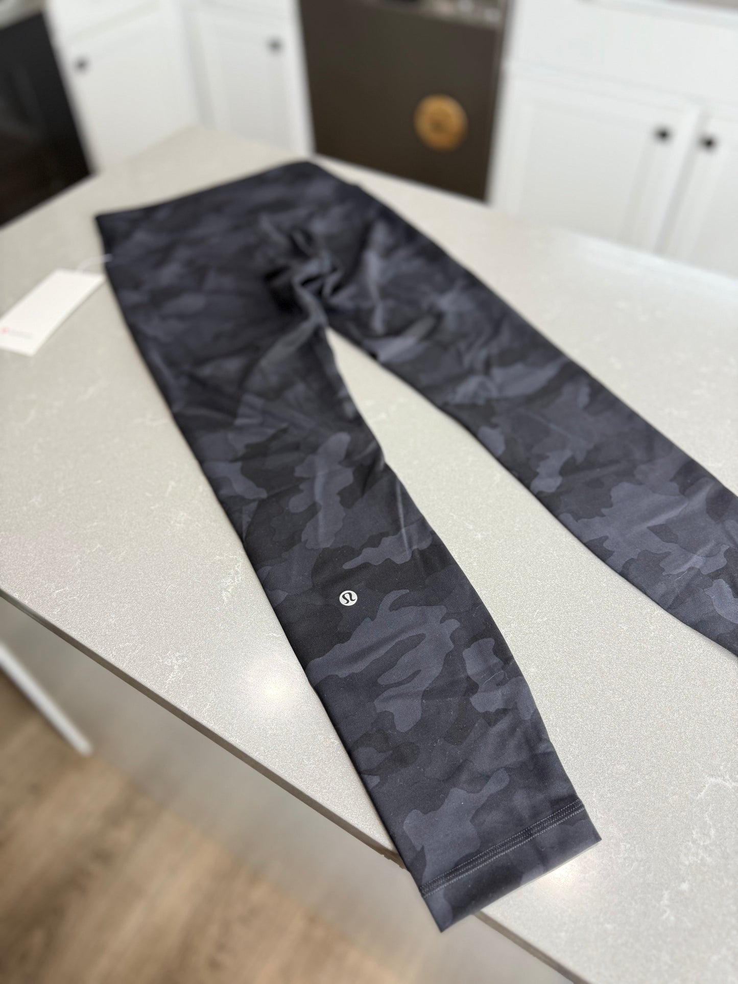 Wunder Train HR Tight 25” *Size 6 • 16