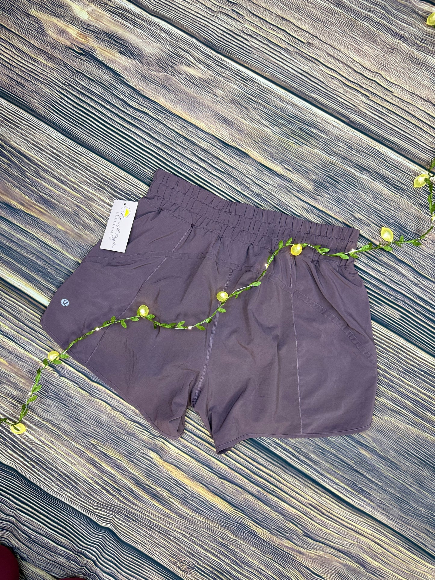 Track That Short 5" *SIZE 10