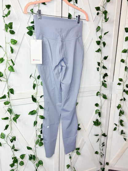 Base pace HR tight 28” *Size 6 & 8