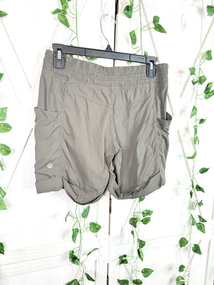 Lululemon Shorts *Size 4
