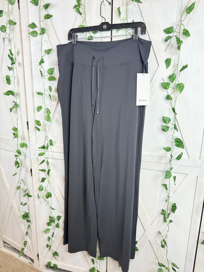 Groove Wide-Leg High-Rise Pant *Regular * Size 14